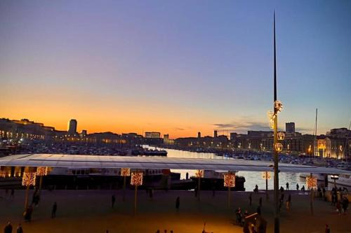 Opera Apartment | LE M Luxueux appartement sur le Vieux port de Marseille