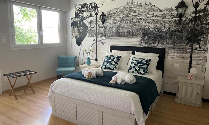 Fleac Bed & Breakfast | Le Maine N 5 - FLÉAC ANGOULEME - Suite Corto Maltese
