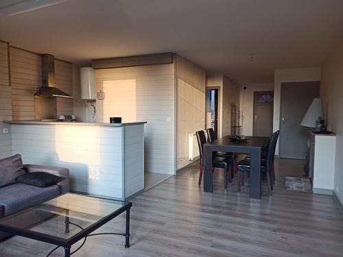 Parthenay Apartment | Le Marché