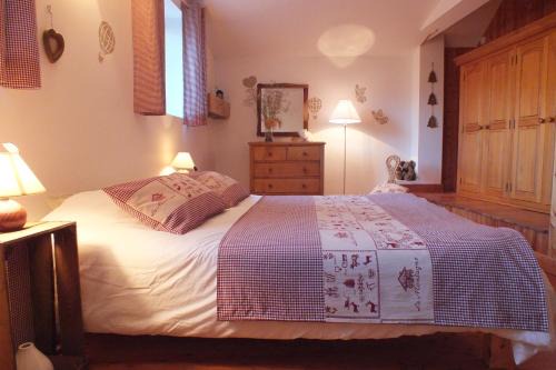 Saint-Andre-d'Embrun House | Le Moulin Ollivier