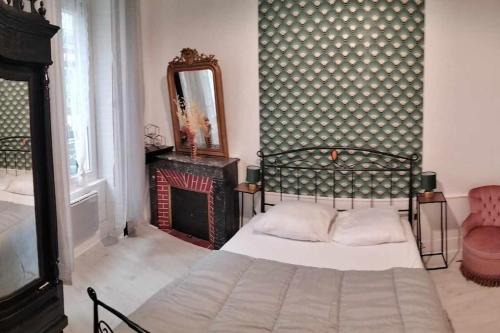 La Bourboule Apartment | Le Nid Douillet Baroque Linge fourni