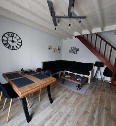 Mauleon House | Le nid douillet