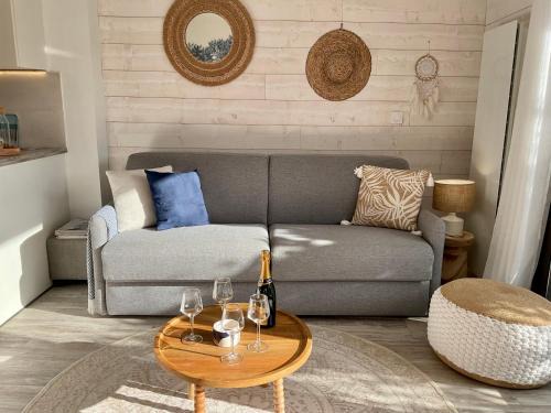 Larmor-Plage Apartment | Le Nid Douillet, studio avec terrasse et parking à 400m des plages