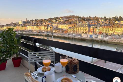 Deauville Apartment | Le Panoramic View