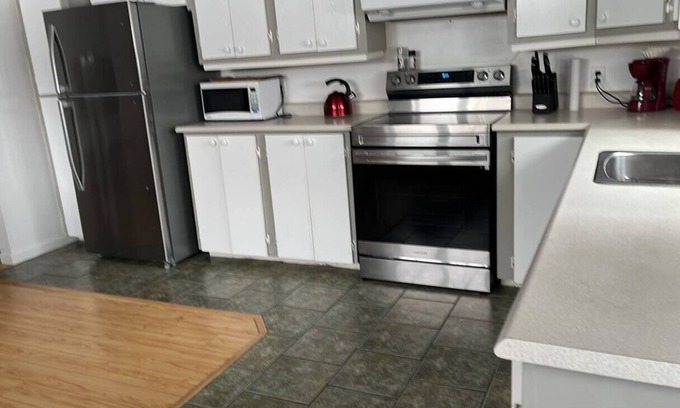 Sainte-Anne-des-Monts Apartment | Le petit Sieurnn