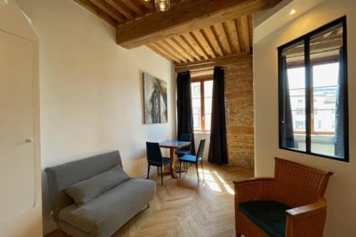 Vaise Apartment | Le Petit St Pierre charmant 2 pers Valmy