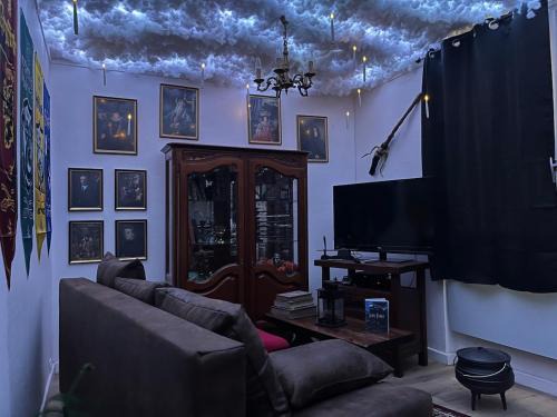 Marengo - Jolimont Apartment | Le Refuge mysterieux d'Harry proche Gare Toulouse