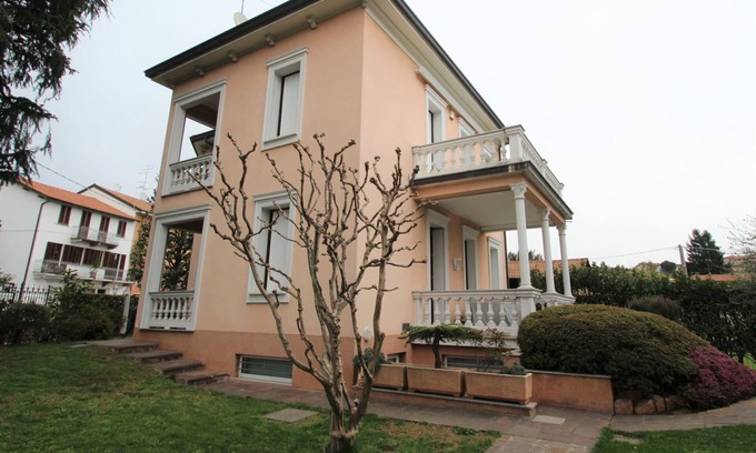 Castronno House | Le Rondini by Interhome