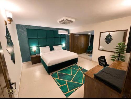 Islamabad House | Le Royal Family lodges