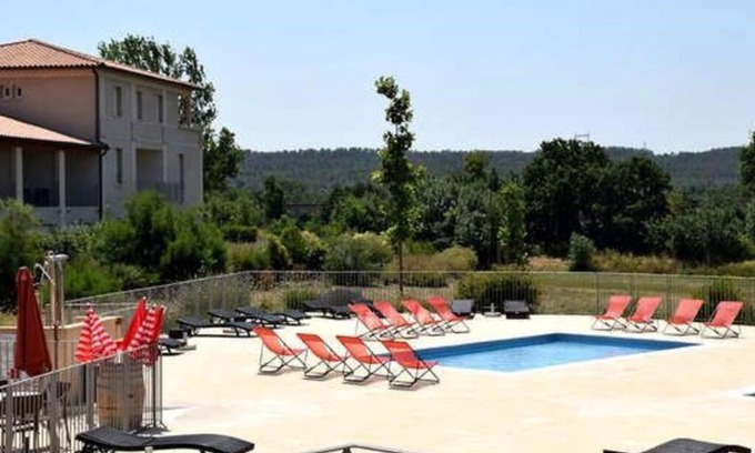 Azille Apartment | Le soleil d Eugènie appartement dans résidence avec Piscine commune près de Carcassonne