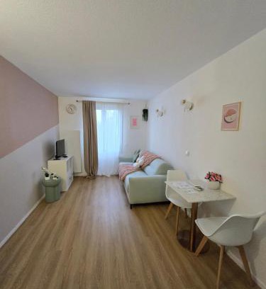 Bussy-Saint-Georges Apartment | Le Studio Pastel