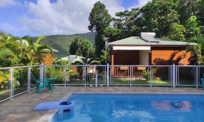 Pointe-Noire Ski Chalet | Le Tri Haut de Bellevue - Bungalow Héliconia