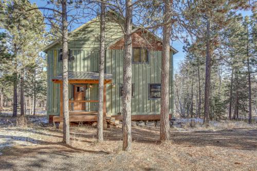 Deadwood House | Lead Home with Pool Access 3 Mi to Terry Peak Mtn!