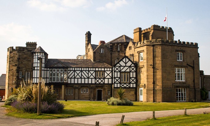 Moreton Hotel | Leasowe Castle