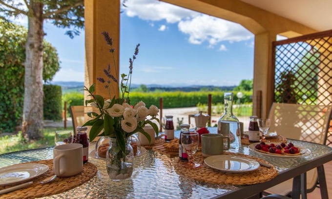 Granarola Apartment | Leccino Home Piano Terra by Yohome