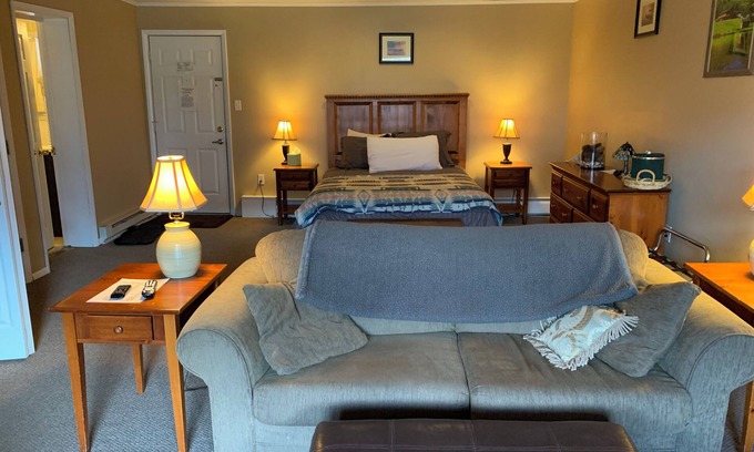 Wilmington Hotel | Ledgerock at Whiteface - Cloudspin Room
