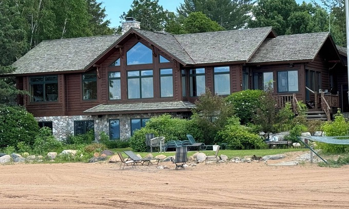 Whipholt Cabin | Leech Lake - Beach campfire sunsets and Prime Fishing and Swimming Getaway