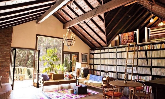 Laurel Canyon Cabin | Legendary Laurel Canyon 2BR/2BA Cabin with WIFI, A/C, Music Studio