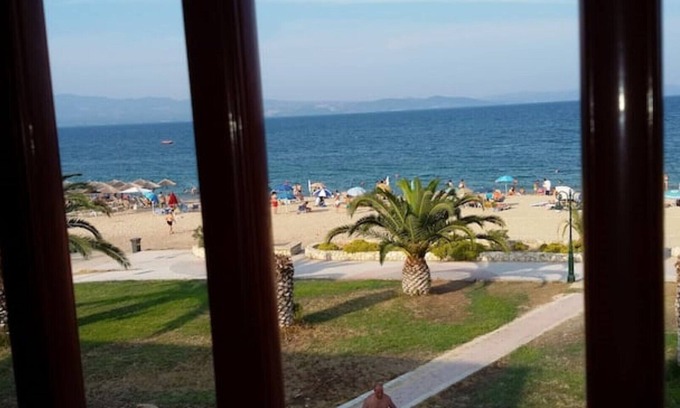 Nea Potidaia House | Lela's apartment on the sea