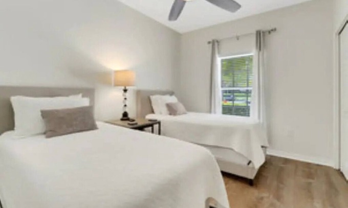 Naples Condo | LELY RESORT! Great location and beautiful condo! CLOSE TO PICKLEBALL PARK