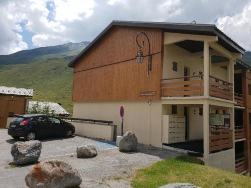 Les Menuires Apartment | Les Asters - Freeloc Immobilier