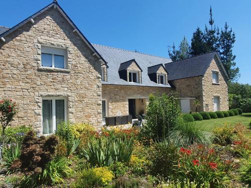 Pleguien Bed & Breakfast | Les Centauris