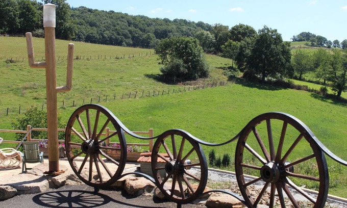 Longessaigne House | LES CHAMBRES DE L'OUEST