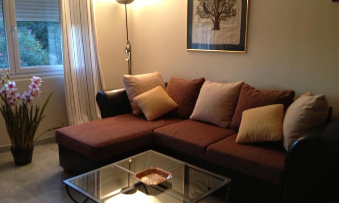 Sainte-Maxime City Centre Apartment | Les locs de Marie