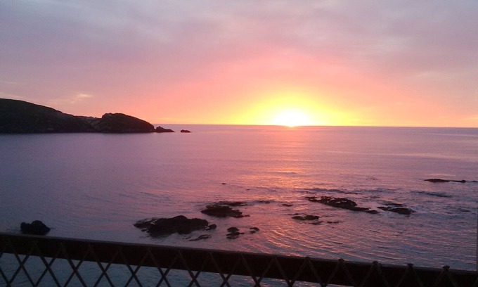 Porticciolo House | LES PIEDS DANS L'EAU - Exceptional view of CAP CORSICA for 8 people