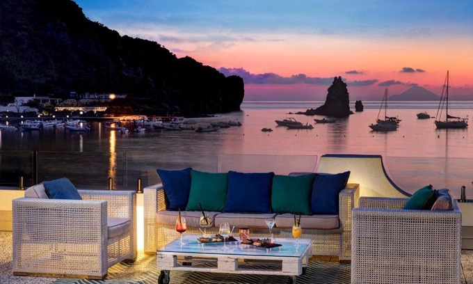 Vulcano Porto Hotel | Les Sables Noirs & Spa