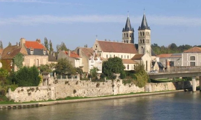 Melun Apartment | Les Toits D'ambroise