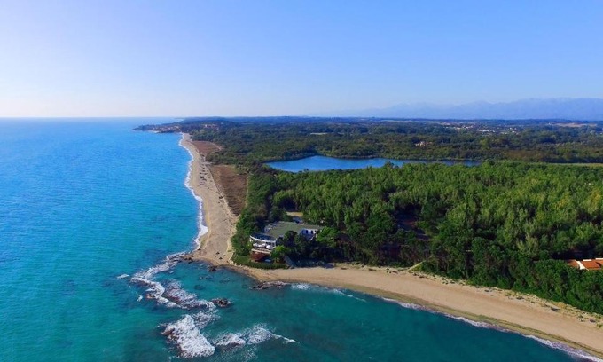 Bravone Villa | Les villas de Bagheera, oasis naturiste