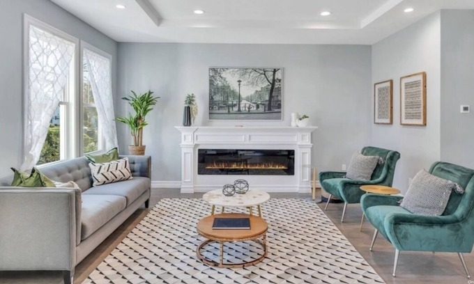 Hicksville House | Less House More Home