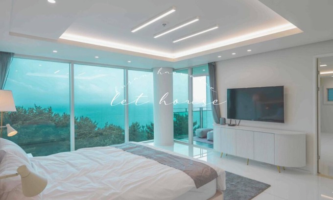 Haeundae Bed & Breakfast | let house