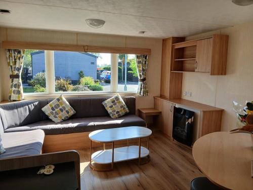 Dogdyke Ski Chalet | Lexi's Lodge