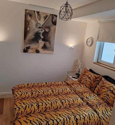 Notting Dale House | LGBTQ-Double room