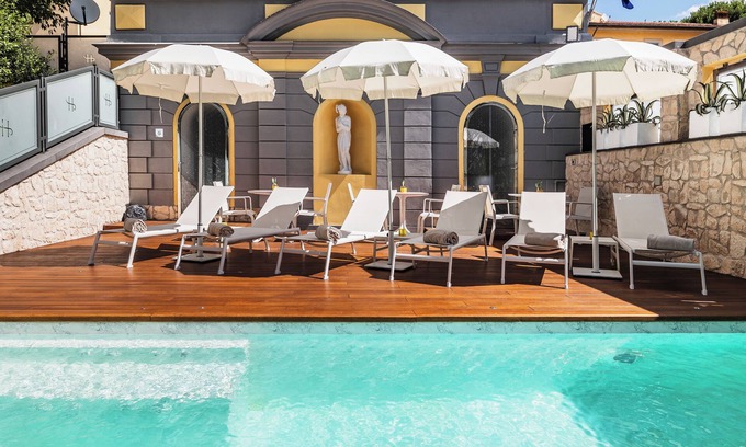 Santa Croce Hotel | LHP River Club