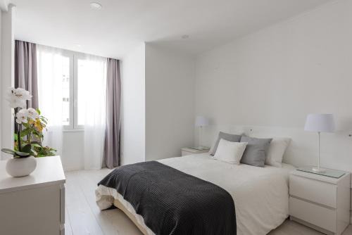 Alcantara Apartment | Light-Filled, Fully Renovated Apt near Belém, By TimeCooler