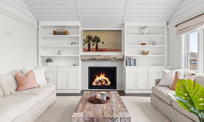 Scituate House | "Lighthouse" - Ocean Views - Walk To Beaches - 4B, 3.5Ba - Scituate Harbor