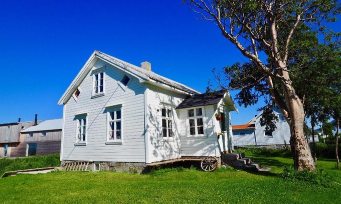 Bostad Ski Chalet | Lighthouse Panorama Lofoten