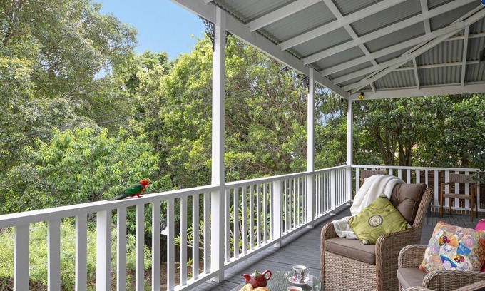 Stanwell Park House | Lilly Pilly Arthouse– Stay 3 Pay 2