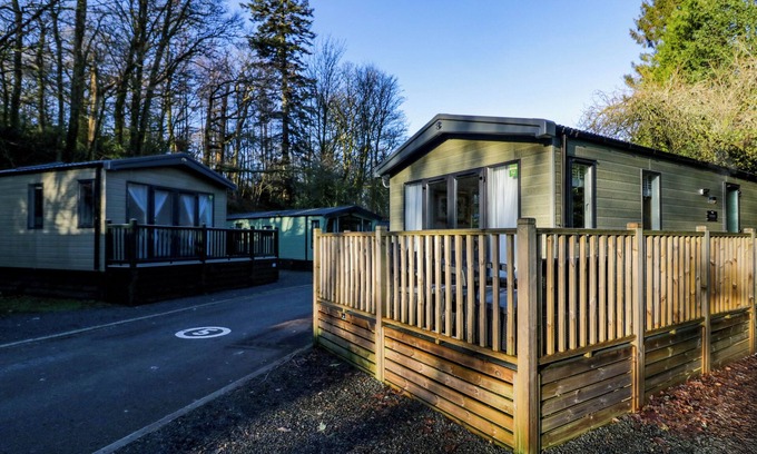 Troutbeck Bridge Cottage | LILY ROSE LODGE, family friendly, with a garden in Troutbeck Bridge