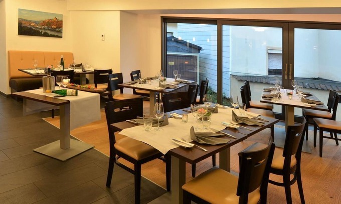 Ayl Bed & Breakfast | Linden's Pension-Restaurant - Double Shower/WC