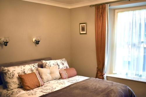 Rhayader Hotel | Lion Royal Hotel, Rhayader