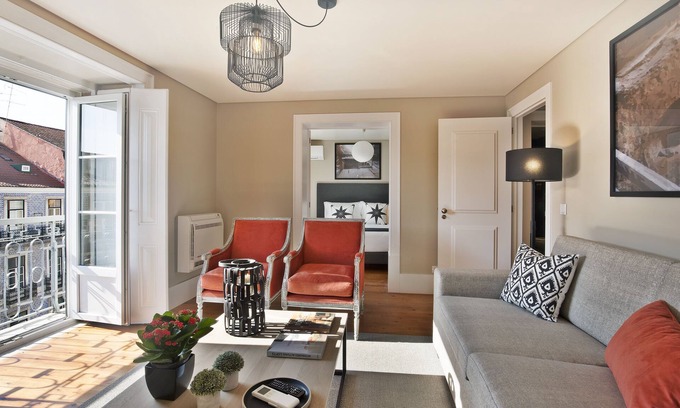 Misericordia Apartment | Lisbon Five Stars Apartments - Bica 246