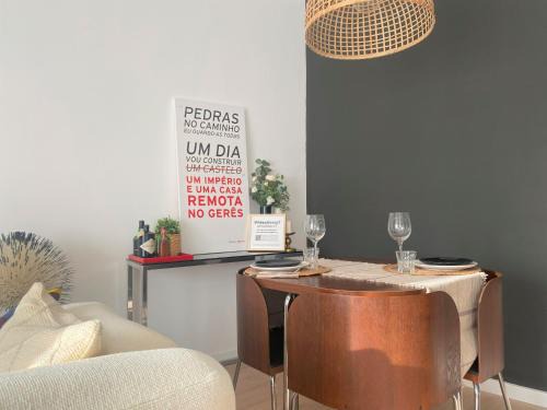 Amadora Apartment | Lisbon, renovated T2 apartment Portas de Benfica