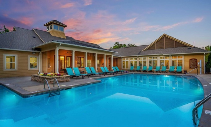 Executive Park Apartment | Little Haven peaceful apartment in Charlotte NC