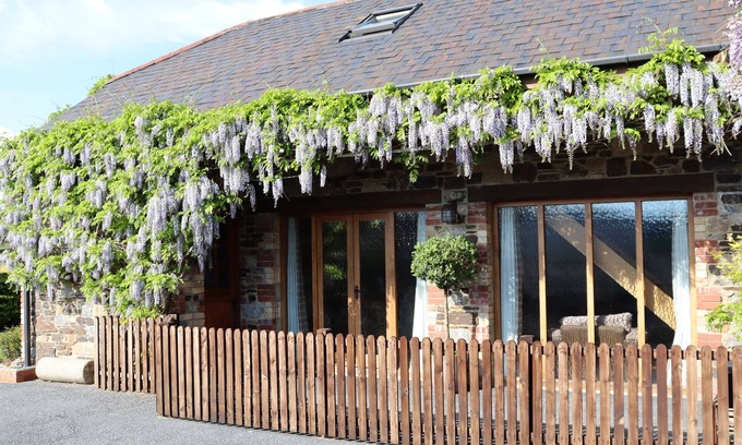 Liverton Cottage | LITTLE ORCHARD, pet friendly, character holiday cottage in Ashburton