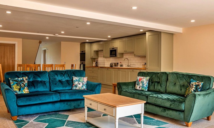 Little Rissington House | Little Rissington - Barn Six by Interhome
