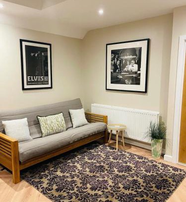 East Grinstead Apartment | Little Teagues